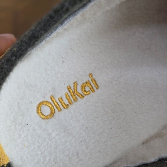 OluKai Hamani Hulu Slip-On Mules Green Yellow Beige Real Lamb Fur Men\'s Size 9 main image 4